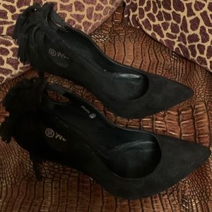 Sexy black high heel pump with tassels on back-10